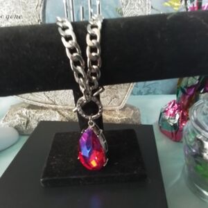 Chic Silver Necklace with Dazzling Red Pendant
